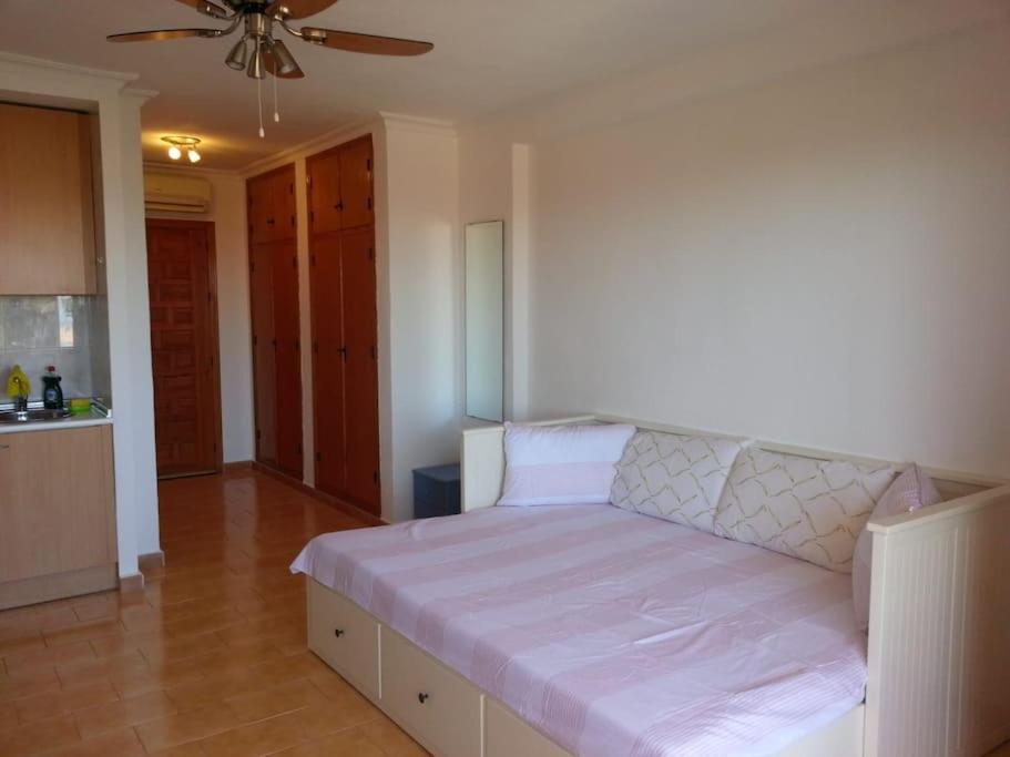 Estudio En Torrevieja A 700 M Del Mar Ngoại thất bức ảnh